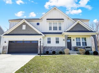 1685 Ardennes Oak Dr, Bellbrook, OH 45305