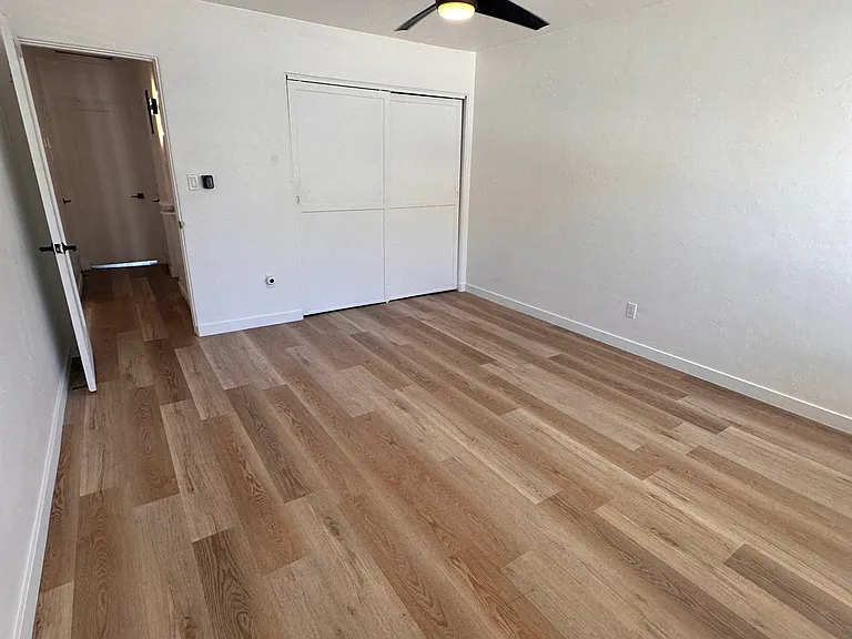 6251 Mary Lane Dr — Photo 17