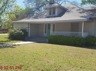 201 Center St, Bryson, TX 76427