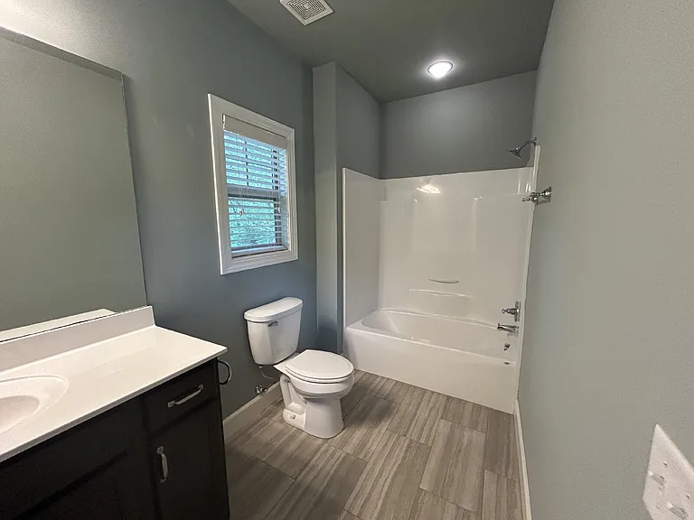 634 Cooper Sq — Photo 7