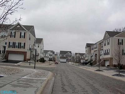 3rd image of 2769 Acarie Dr