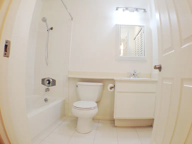 18024 Saratoga Way #552 — Photo 8