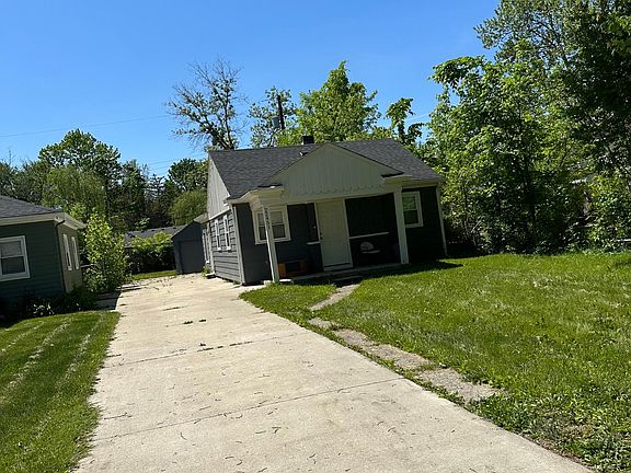 2nd image of 22451 Haynes Ave