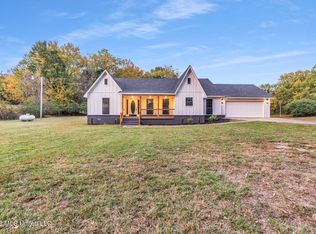 1038 W Oak Grove Rd, Hernando, MS 38632