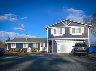 609 S Main St, Coupeville, WA 98239