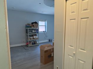 4365 Main St #3F, Philadelphia, PA 19127