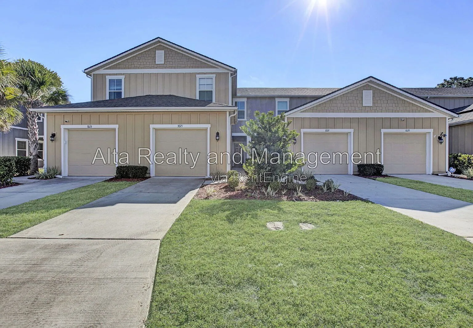 3 bed, 2.5 bath, 1502 sqft, $1,895 — Photo 1
