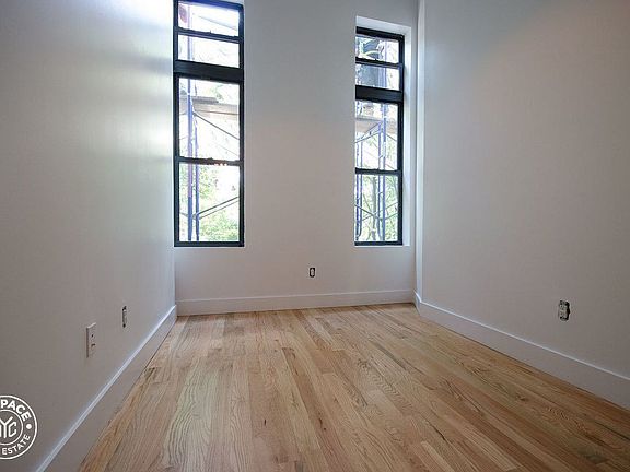 2nd image of 377 Menahan St APT 1R