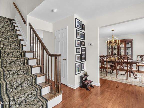 4th image of 9 Johnny Court