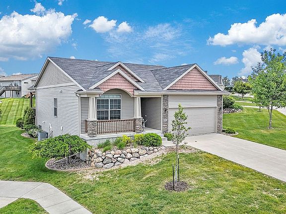 2nd image of 8965 Greenway Dr