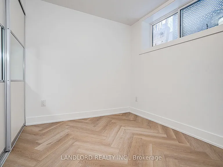 1146 Broadview Ave #4 — Photo 42