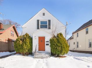 1221 E 167th St, Cleveland, OH