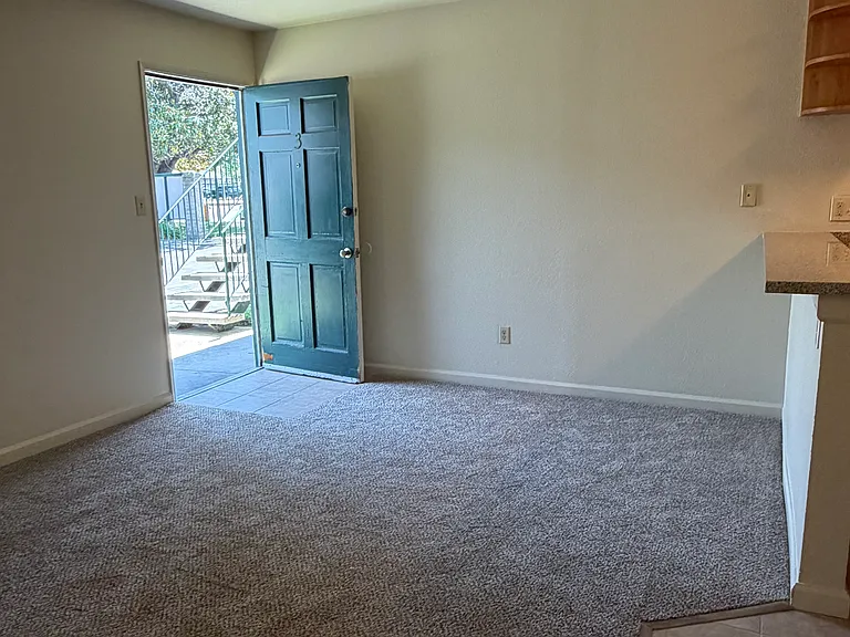 937 W Kettleman Ln #931 — Photo 5