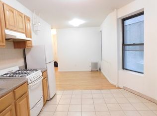 302 E 94th St #2W, New York, NY 10128