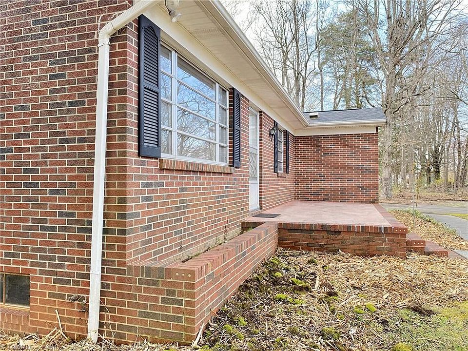 316 Old Hollow Rd, Winston Salem, NC 27105 Zillow