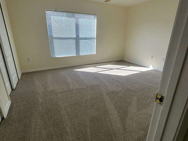 10854 Lake Saint Charles Blvd — Photo 11