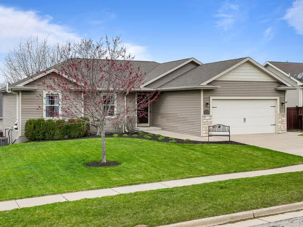 724 Joshua LANE, Lake Geneva, WI 53147