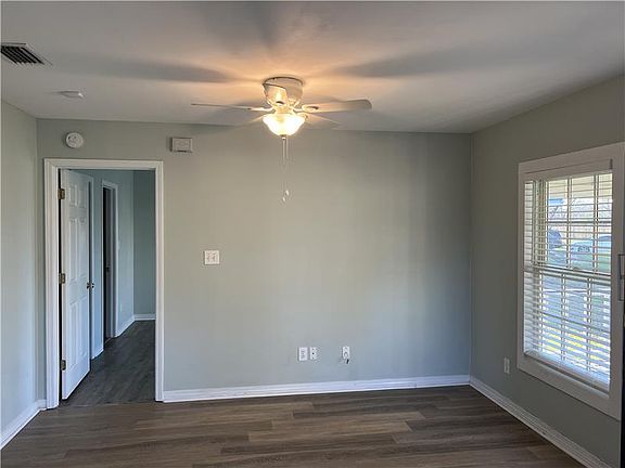 5th image of 14742A South Blvd