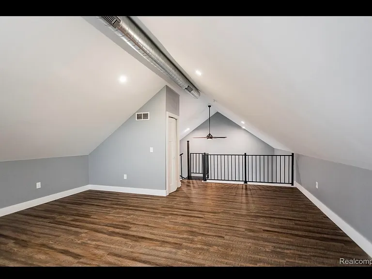 3714 23rd St #B — Photo 12