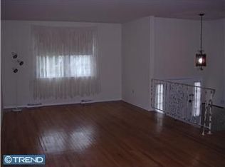 51 Buckman Dr, Hatboro, PA 19040