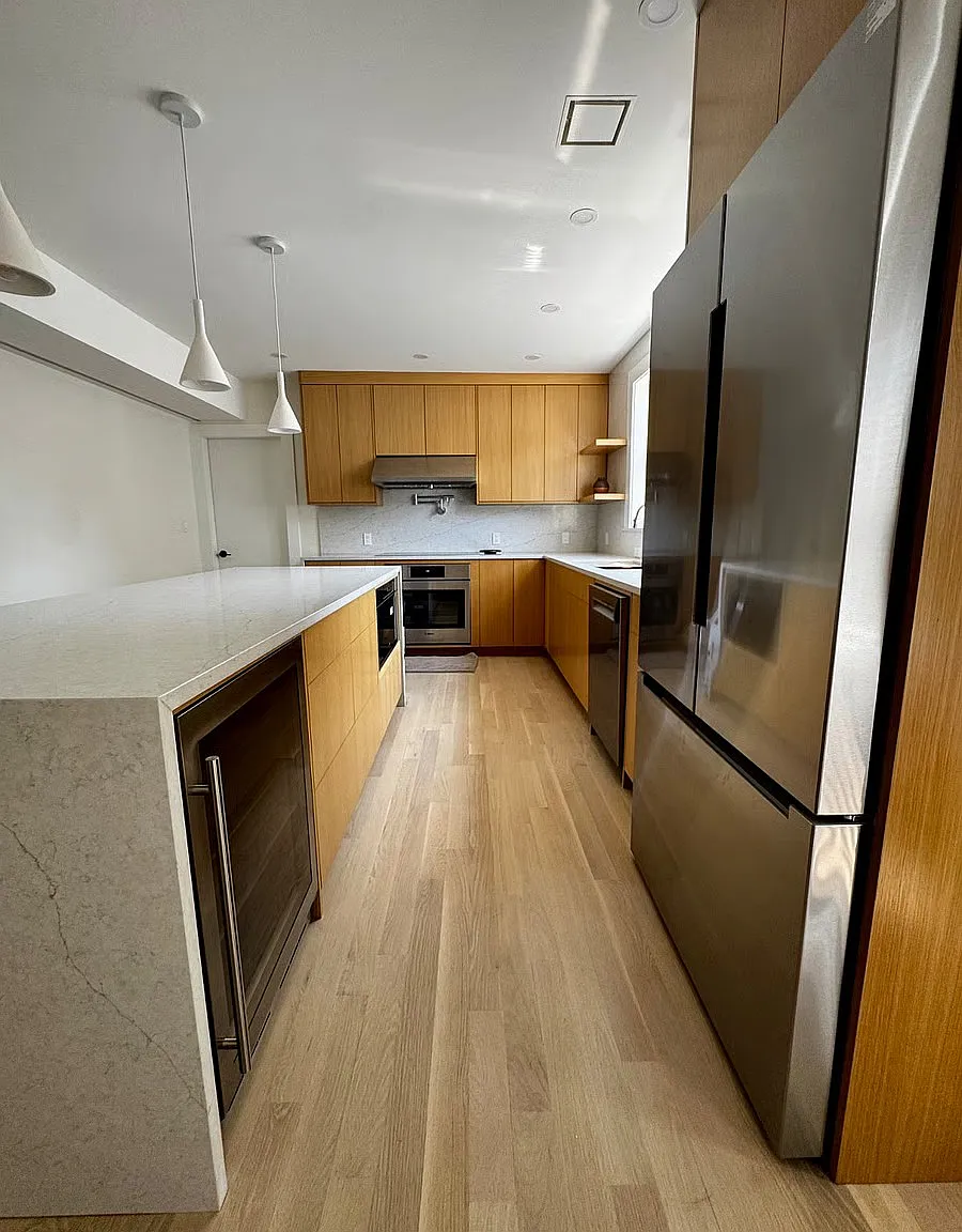 3 bed, 1100 sqft, $1,600 — Photo 3