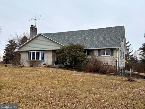 218 Three Square Hollow Rd, Newburg, PA 17240