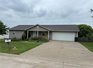 1306 Sunset Blvd, Berryville, AR 72616