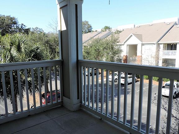 2nd image of 1600 Long Grove Dr Unit 1627