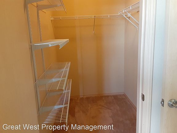 5th image of 245 Tacoma Ave S APT 400