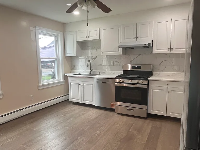 44 S B St #44 — Photo 6