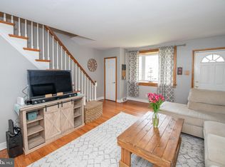 2027 Fuller St, Philadelphia, PA 19152