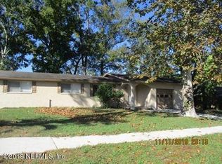 1526 Hammondwood Rd N, Jacksonville, FL 32221