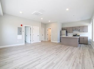 582 Main St #202, Shrewsbury, MA 01545