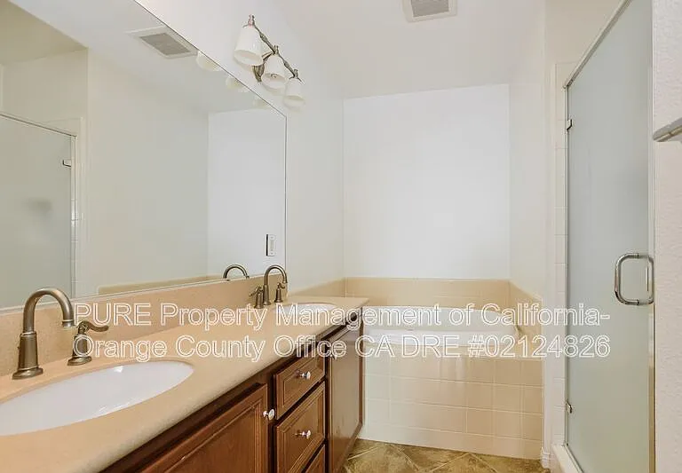 6 Midtown Dr — Photo 12