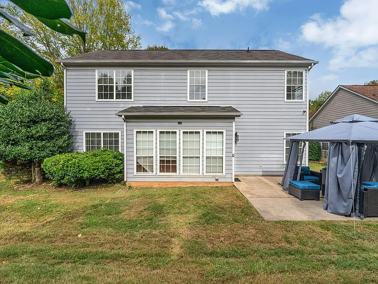 8335 Springhead Ln — Photo 5