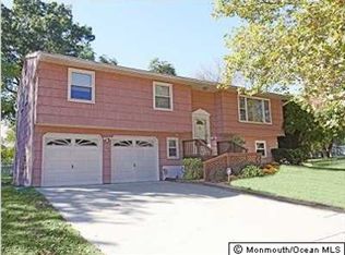 605 Stockwell Ln, Neptune, NJ