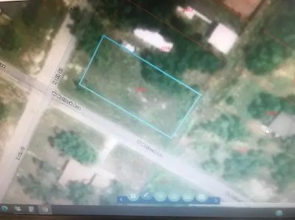 303 N 9th St, Aransas Pass, TX 78336