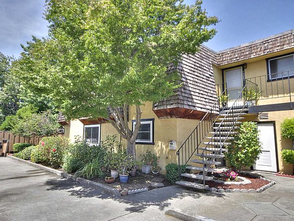 Lovely Location in the Heart of San Leandro