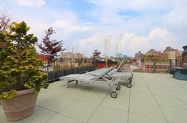 Rented by Compass | media 6