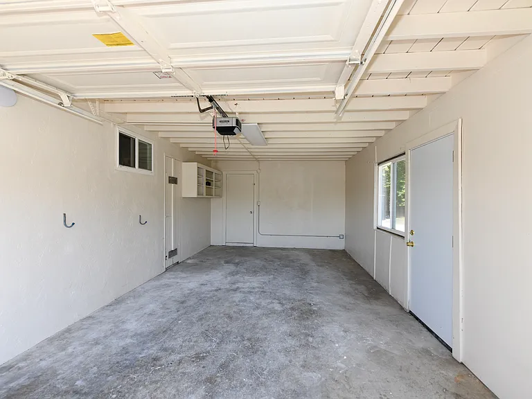 22 Patrick Ct — Photo 29