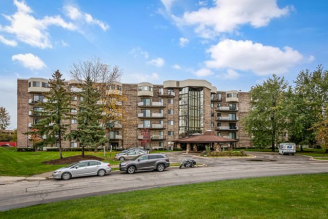1st image of 1275 Baldwin Ln #207