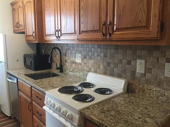 New Beautiful Granite & Tile