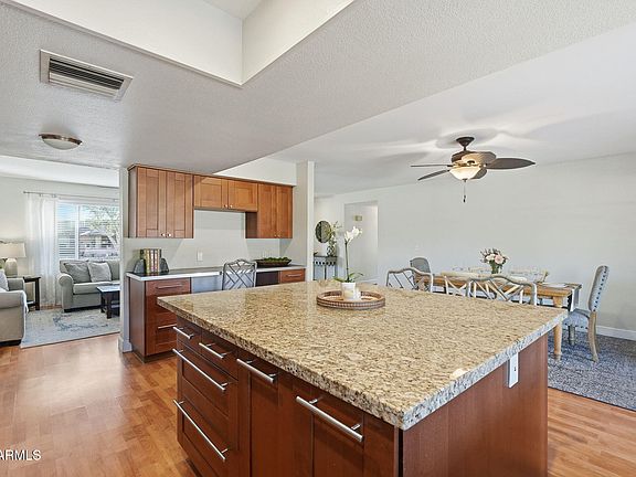 5th image of 5310 E SHEENA Drive