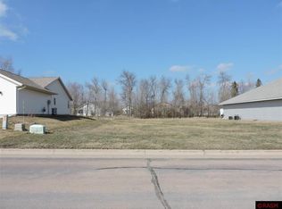 1923 Rock Ridge Ln, Saint Peter, MN 56082