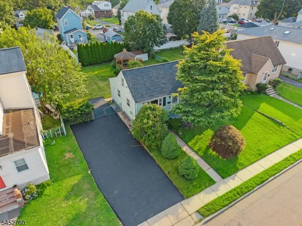 343 Delawanna Ave, Clifton City, NJ 07014