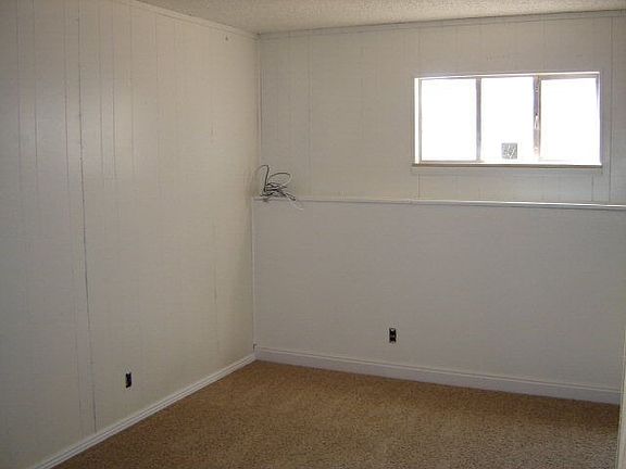5th image of 2066 S Riverview Dr