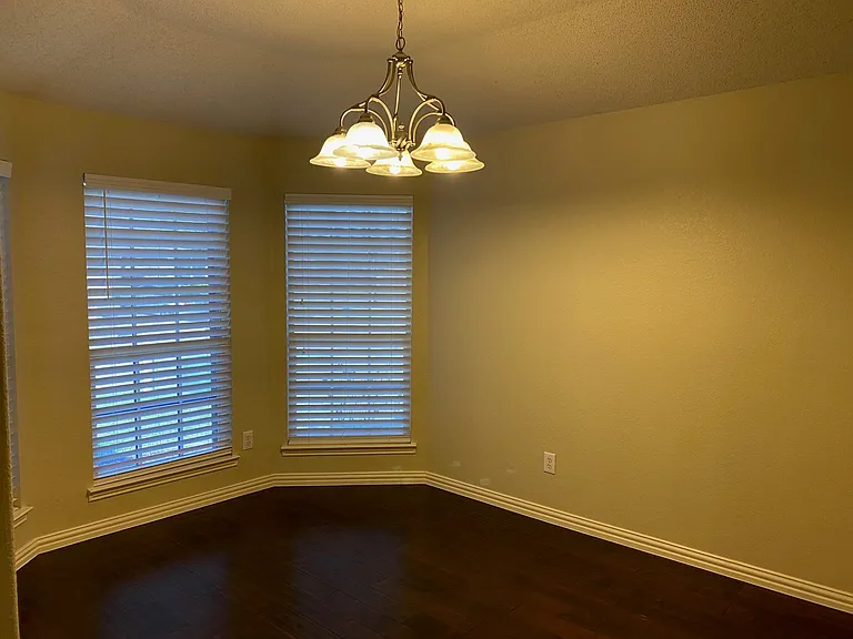 9909 Carter Dr — Photo 8