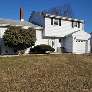14 Magee Rd, Edison, NJ, 08817