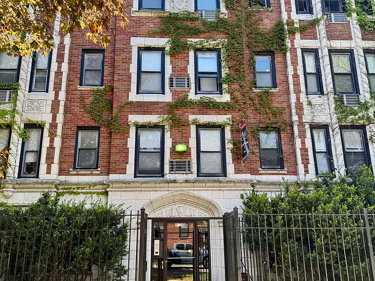 6726-1 N Glenwood Ave #204 — Photo 1
