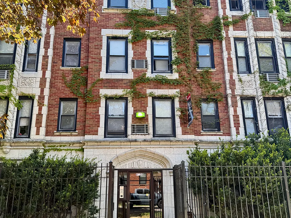 6726-1 N Glenwood Ave #302